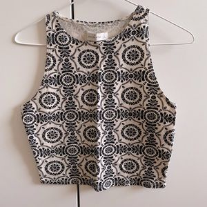 Abercrombie & Fitch - crop top - NEW - large